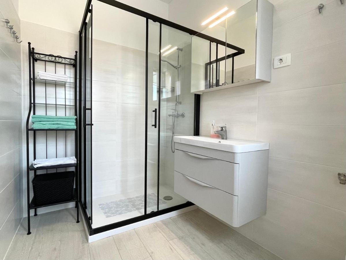 Modern Apartment In The Old Part Of Town Риека Экстерьер фото